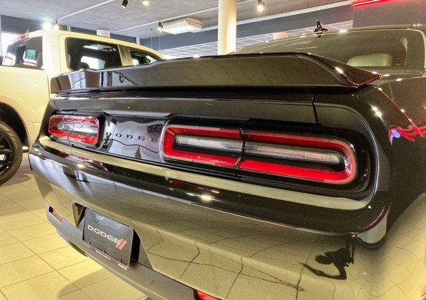 Dodge Challenger cena 309900 przebieg: 15, rok produkcji 2022 z Lubsko małe 704